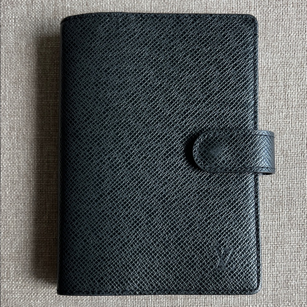 Louis Vuitton | Epi Agenda PM